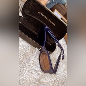 alexander mcqueen glasses